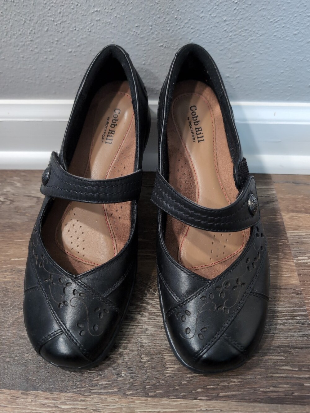 Women's Cobb Hill Petra Black Mary Jane Shoe W/ Laser Cut Floral Details